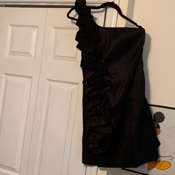 Romeo and Juliet, One shoulder party dress, size medium, EUC - Picture 5 of 7